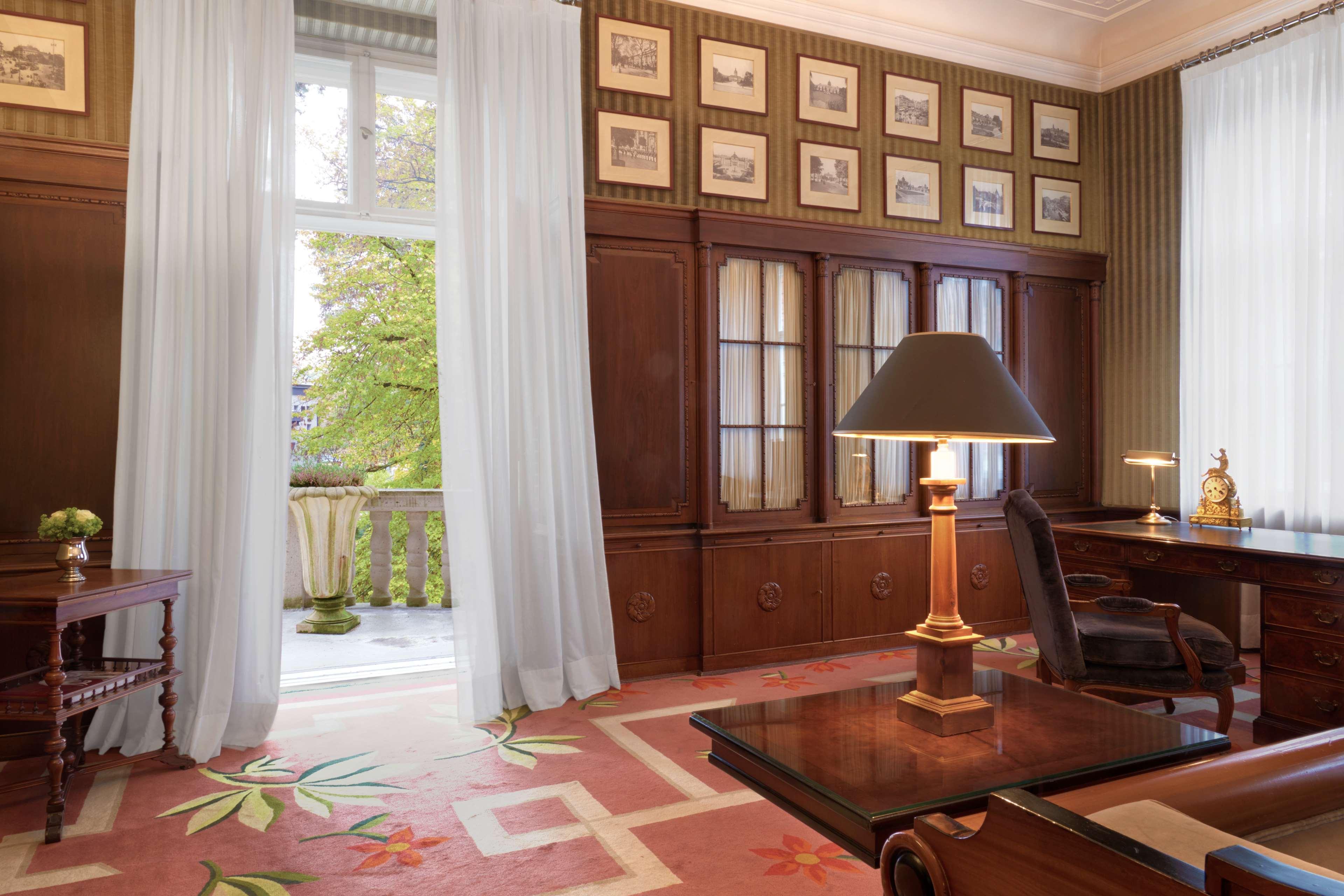 Schlosshotel เบอร์ลิน ภายนอก รูปภาพ Office of the Rector