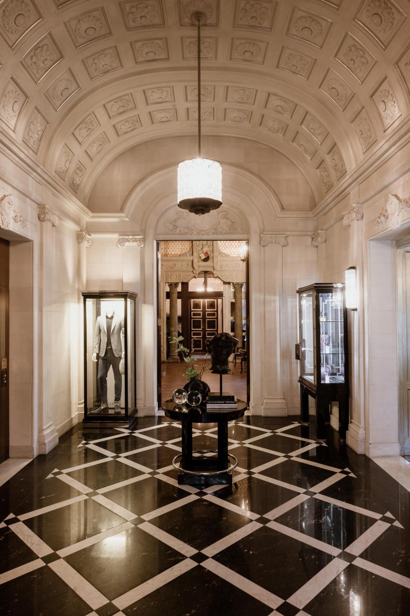 Schlosshotel เบอร์ลิน ภายนอก รูปภาพ Ralph Lauren store in Paris